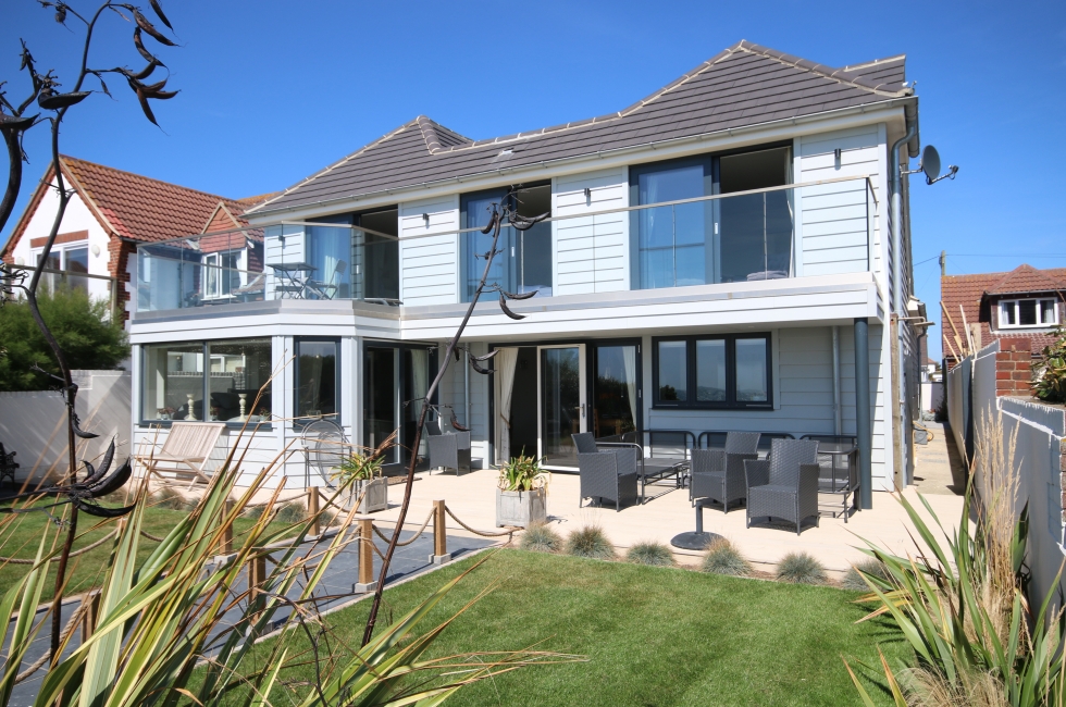 Holiday Lettings, West Wittering The Breeze Baileys Estate Agent